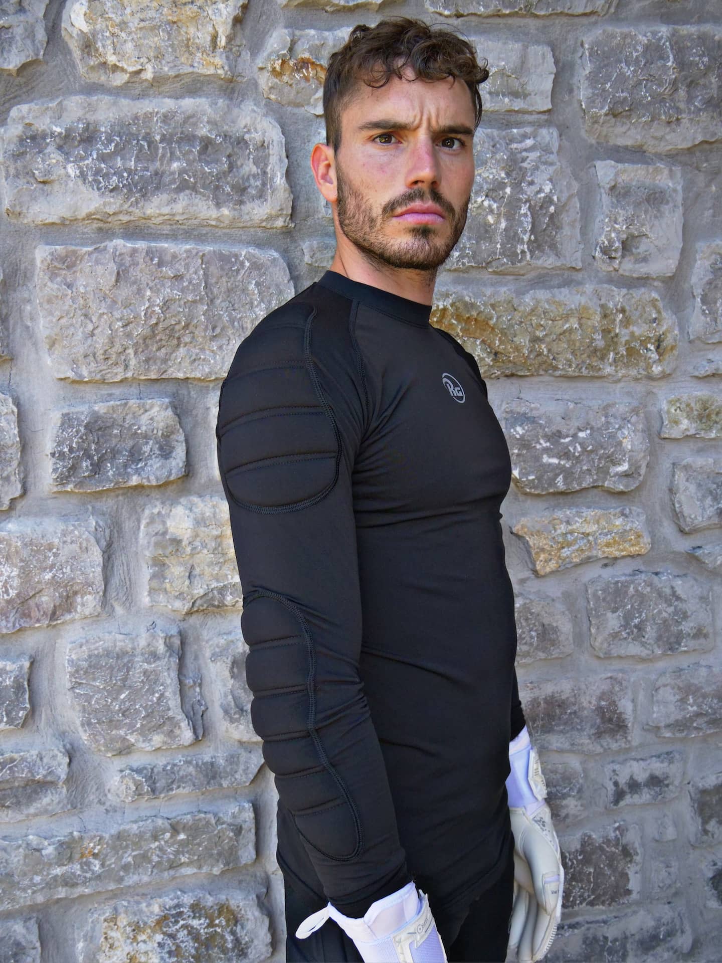 Imagen Camiseta Negra con Protecciones 2.jpeg