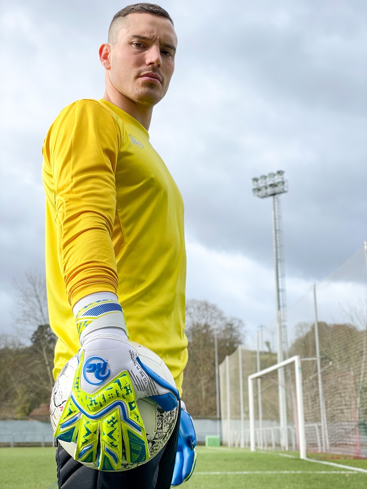 Imagen Camiseta portero larga amarilla 2.jpeg